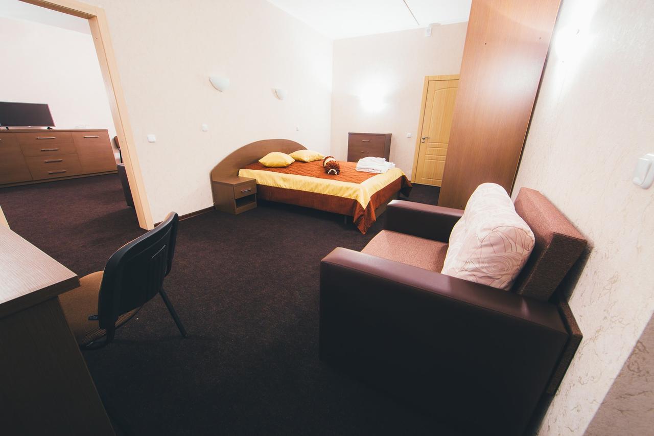 Sunhotel Astravyets Extérieur photo